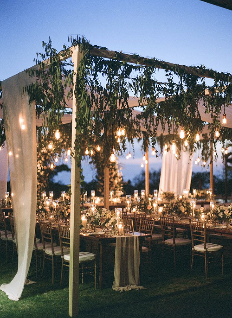 Nhà bạt đám cưới trang trí lộng lẫy