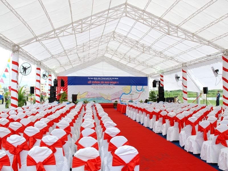 Nhà bạt không gian lớn được sử dụng cho một sự kiện ngoài trời tại TP Hồ Chí Minh