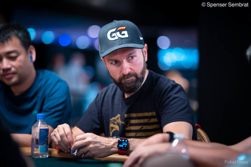 Daniel Negreanu một trong những top pro poker thế giới trả lời phỏng vấn về chiến thuật và kinh nghiệm thi đấu