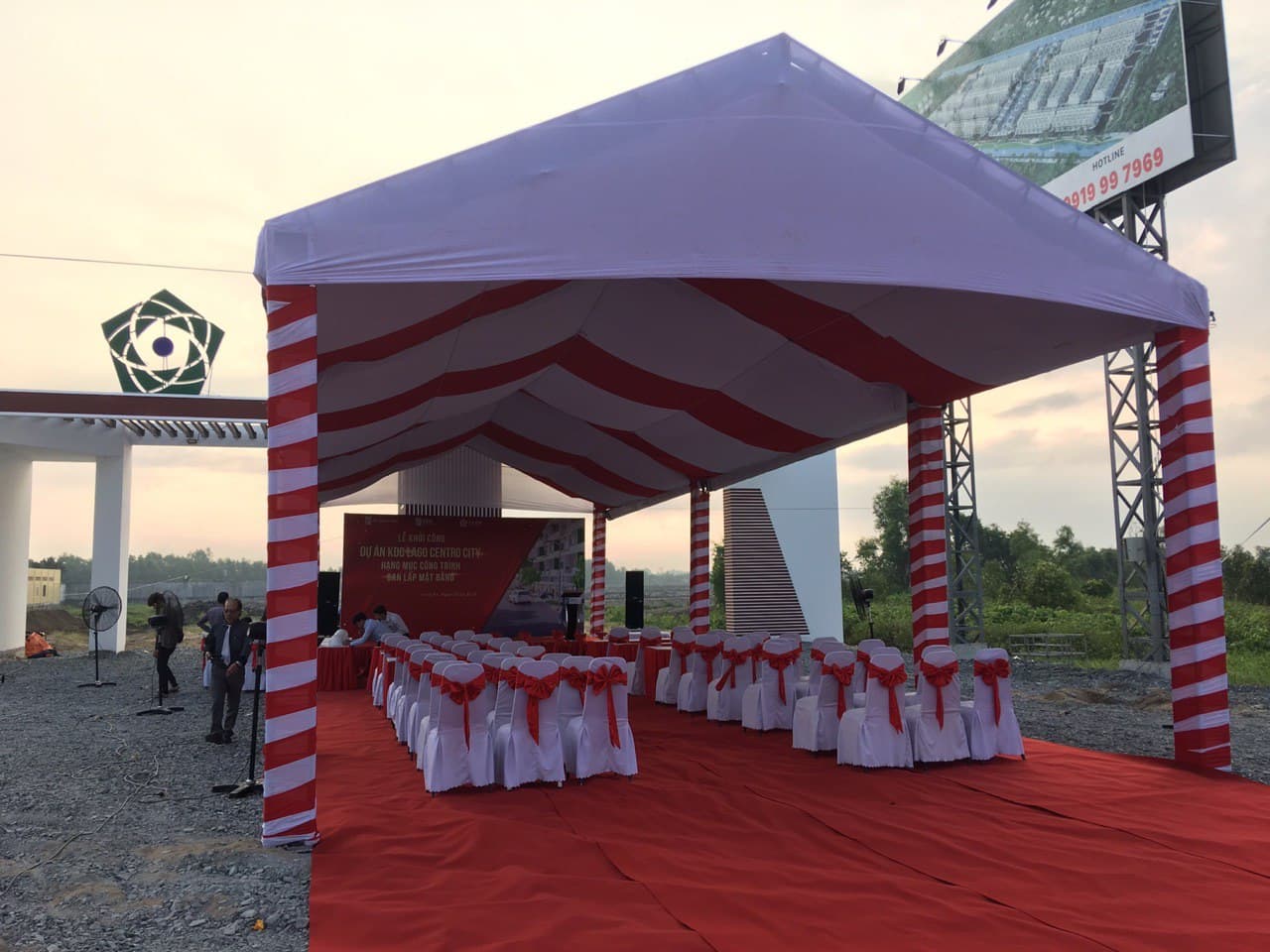 Kiểm tra kỹ chất lượng nhà bạt trước khi thuê để đảm bảo an toàn và tính thẩm mỹ cho sự kiện