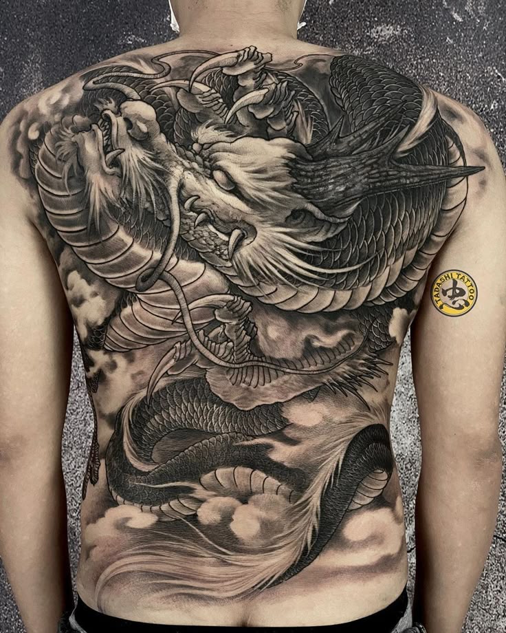 Hình xăm cá chép phong cách Japanese tại Tattoo Tadashi