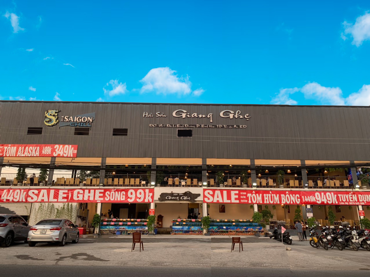 Không gian sang trọng tại nhà hàng Giang Ghẹ