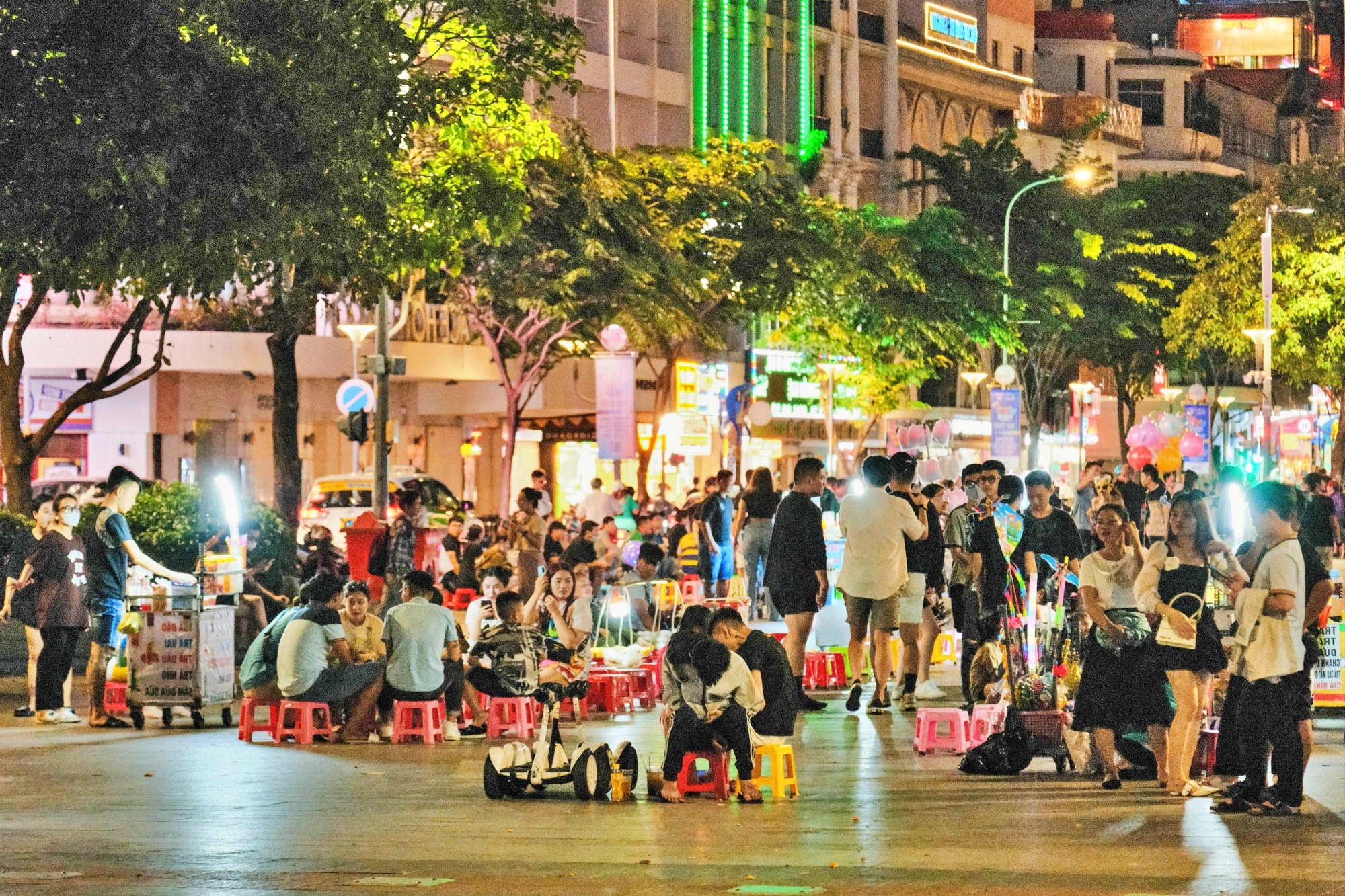 Top 14 Shop thời trang nam đẹp và nổi tiếng nhất ở TPHCM