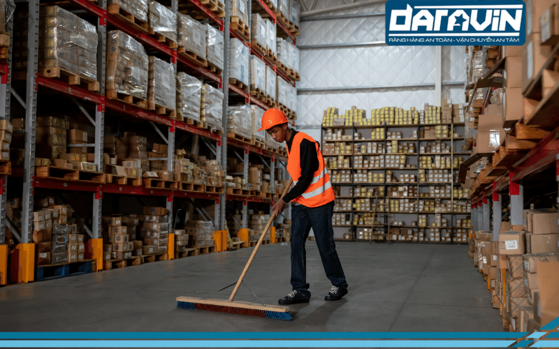 Top 10 Công ty vận chuyển và dọn kho xưởng uy tín tại TP. HCM